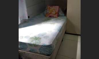 Imagem 3: Casa ( de Madeirite forrada com pvc