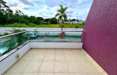 Imagem 4: Casa de condomínio para venda tem 204 metros quadrados com 3 quartos em Flores - Manaus