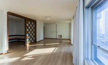 Imagem 3: Apartamento no bairro Batel - ARYA 1