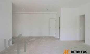 Imagem 5: Apartamento Garden com 216m² de área útil, 4 Dormitórios sendo 4 suítes