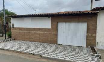 Imagem: CASA NA LIBERDADE COM 3/4 NA RUA DA GAMELEIRA