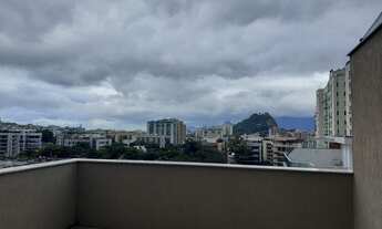 Imagem: Linda vista junto farto comércio condução