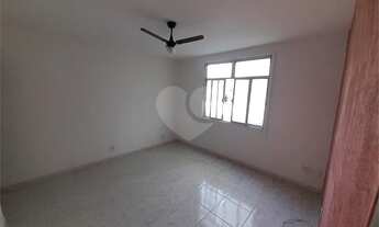 Imagem 6: Rio de Janeiro - Apartamento Padrão - Água Santa