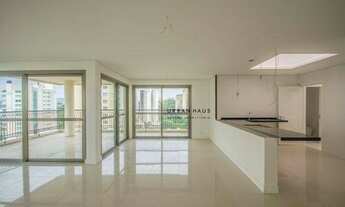 Imagem 2: Apartamento com 3 dormitórios à venda, 176 m² por R$ 2.226.000,00 - Três Figueiras - Porto