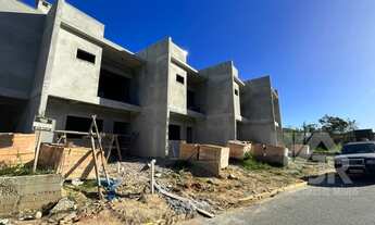 Imagem 2: Sobrado com 3 suítes e piscina a venda em Camboriú