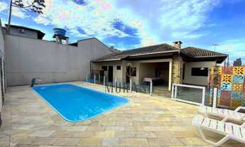 Imagem 1: Casa com 3 dormitórios à venda, 162 m² por R$ 750.000,00 - Costa e Silva - Joinville/SC