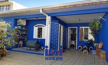 Imagem: Casa de alvenaria em Matinhos-PR