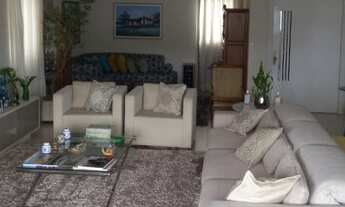 Imagem: Apartamento para venda tem 228 metros quadrados