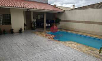 Imagem: Sobrado Residencial/Comercial com 4 quartos