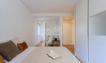 Imagem 3: Lindo apartamento de 151m2 com 2 dormitórios, sendo 1 com suíte, 1 banheiro e 1 vaga à ven