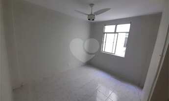 Imagem 5: Rio de Janeiro - Apartamento Padrão - Água Santa