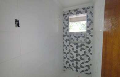 Imagem 6: Casa para Venda em Rio das Ostras, Extensão Serramar, 2 dormitórios, 1 suíte, 2 banheiros