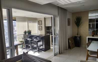 Imagem 5: Apartamento de alto padrão com 242 m² de área útil, 3 suítes, 3 vagas de garagem, ampla s