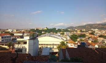 Imagem: Alugo casa na Rua Dias Braga