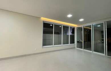 Imagem 2: Venda de Casa Alphaville 2 com 210 mts e 3 suítes em Jardim Itália - Cuiabá - Ma