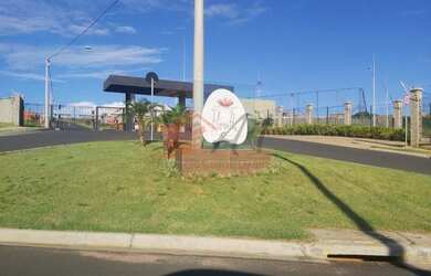 Imagem 2: Terreno no bairro Floratta