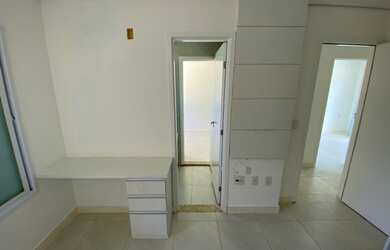 Imagem 4: Vendo Casa em condomínio no Eusébio, com móveis projetados em todos os ambientes