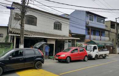 Imagem 2: EXCELENTE CASA Casa com 2 dormitórios