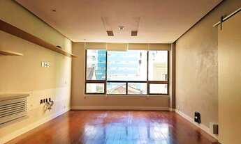 Imagem 2: Belíssimo e diferenciado Apartamento de 125,00 m² com Sala e 3 Quartos (1 Suíte) em Copaca