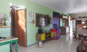 Imagem 5: Casa de esquina com 04 quartos (01 suíte) no Balneário Cambiju