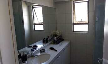 Imagem 7: Apartamento para venda possui 205 metros quadrados com 4 quartos em Parnamirim - Recife