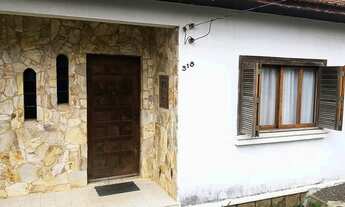 Imagem 2: Casa para venda tem 94 metros quadrados com 3 quartos em Passo da Areia - Porto Alegre - R