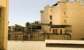 Imagem 3: Apto sol manha, prédio familiar, portaria 12h, elevador, vaga, interfone, circuito interno