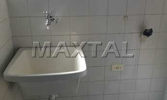 Imagem 4: Aluga-se apartamento de 01 dormitório. 01 vaga, MOBILIADO, na Pedro Doll, próximo a todo o