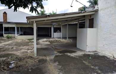 Imagem 4: Casa com terreno enorme