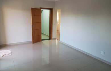 Imagem 4: Apartamento para Venda em Uberlândia, Saraiva, 3 dormitórios, 1 suíte, 1 banheiro, 2 vagas