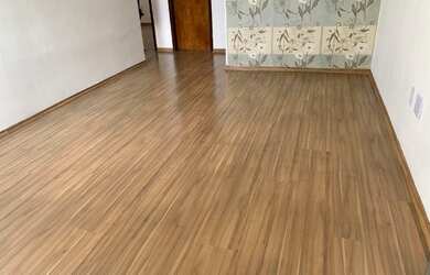 Imagem 2: Apartamento em Campo Grande 2 Q piso laminado 3º andar 1 vaga financia sem entrada