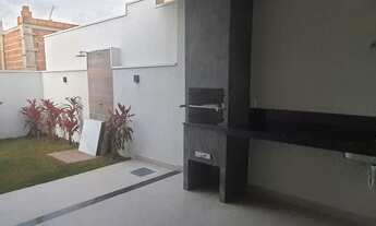 Imagem 3: Casa de condomínio para venda possui 144 metros quadrados construção