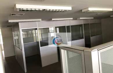 Imagem 4: Conjunto comercial com 560 m², 20 vagas de garagem, ar condicionado central. Excelente loc