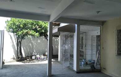 Imagem 5: Casa para aluguel possui 180 metros quadrados com 5 quartos em Vila Velha - Fortaleza - CE