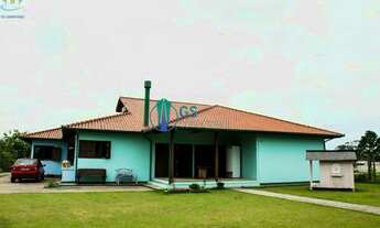 Imagem 3: Casa 06 dormitórios e amplo terreno de 1209 m² com piscina na Praia da Pinheira