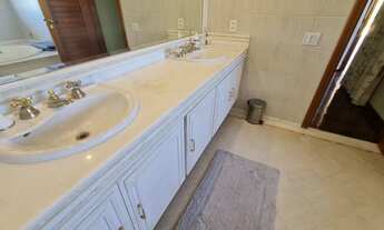 Imagem 7: Casa com 6 quartos, sendo 4 suítes, 6 vagas cobertas, piscina, A. gourmet em Valença - RJ