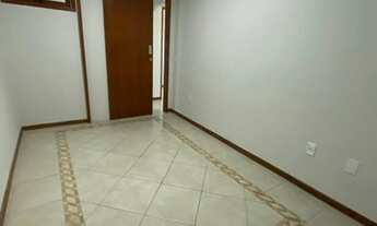 Imagem 6: Apartamento com 03 quartos, elevador e vaga coberta nas Braunes - Nova Friburgo - RJ