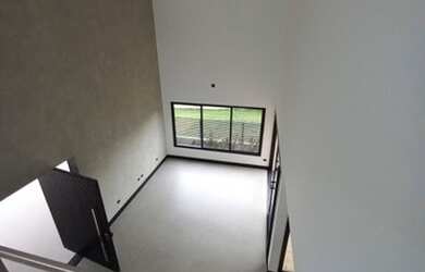 Imagem 4: Casa de condomínio para venda possui 450 metros quadrados com 4 suítes