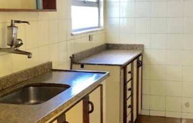 Imagem 2: 2 Quartos com Varanda e Vaga - Fonseca