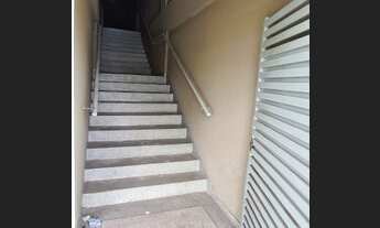 Imagem 2: Prédio comercial em Senador Canedo com pavimento superior de 220 m² construídos