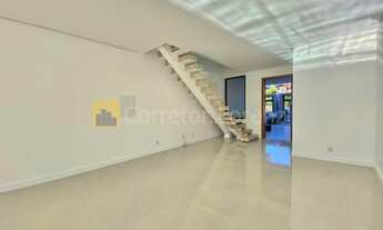 Imagem 4: Casa para venda tem 221 metros quadrados com 3 quartos em Boa Vista - Novo Hamburgo - RS