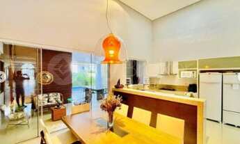 Imagem 3: Casa no Jds Verona com 3 suítes + Closet