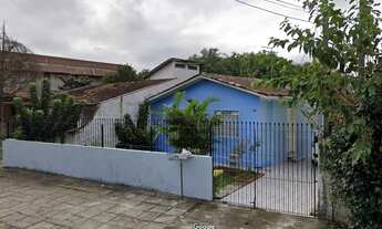 Imagem: Casa de vila para venda tem 648 metros quadrados