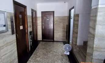 Imagem 5: Apartamento para venda tem 75 metros quadrados com 2 quartos em Laranjeiras - Rio de Janei