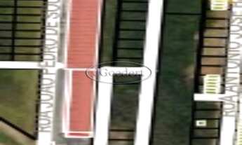 Imagem: JGoedert Imóveis oferece amplo terreno