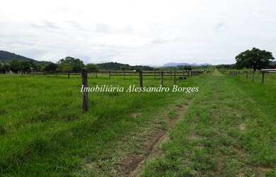 Imagem 2: Fazenda/Sítio/Chácara para venda possui 266200 metros quadrados com 3 quartos