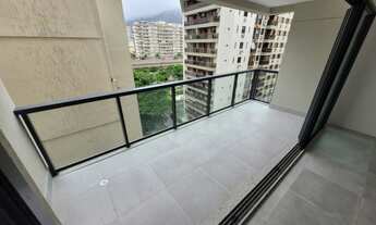 Imagem 2: Apartamento para venda tem 112 metros quadrados com 3 quartos em Botafogo - Rio de Janeiro