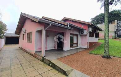 Imagem 2: Térrea para venda possui 200 metros quadrados com 4 quartos em Igara - Canoas - RS