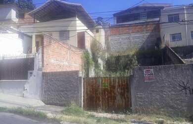 Imagem 4: Lote no bairro Cachoeirinha próximo ao Hospital Belo Horizonte