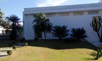 Imagem: Linda casa no condomínio Village Castelo